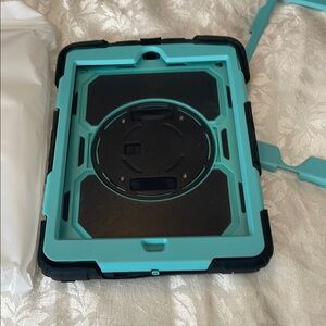 Protective I-pad Case - Black and Blue